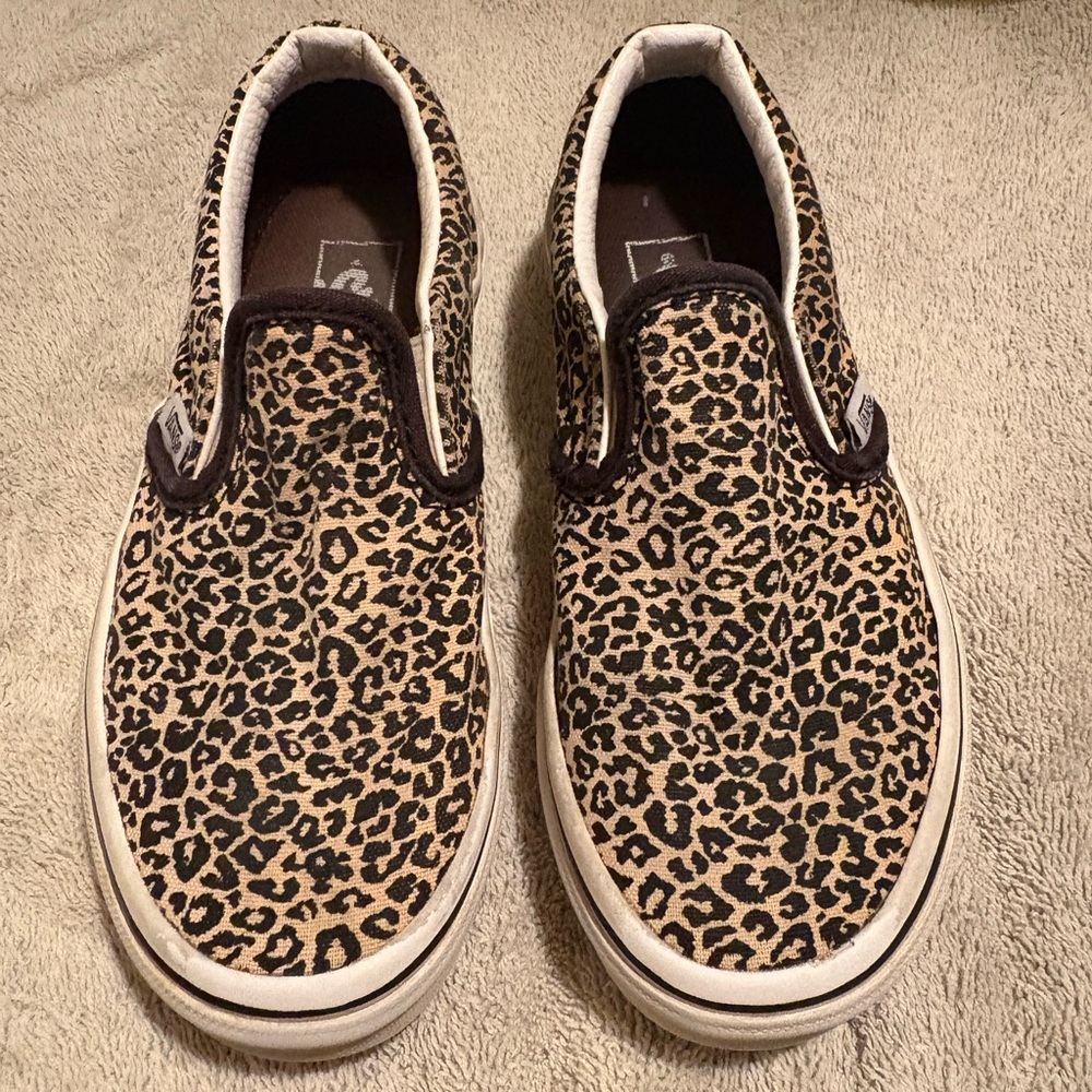 Vans Kids Leopard Print Slip-On Sneakers